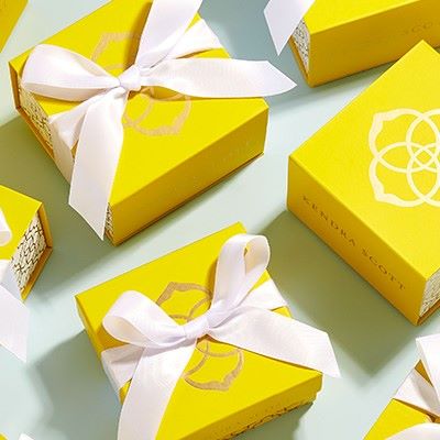 Buy One, Get One 25% Off at Kendra Scott icon