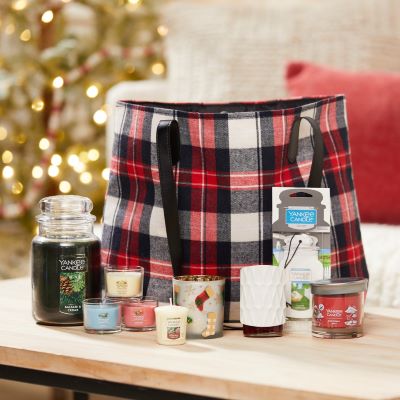 Festive Fragrance Tote – $50 with any Yankee Candle purchase! icon