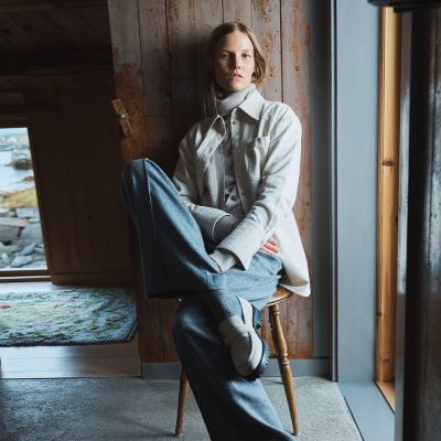 Banana Republic: 25% Off Your First Purchase with New Card icon