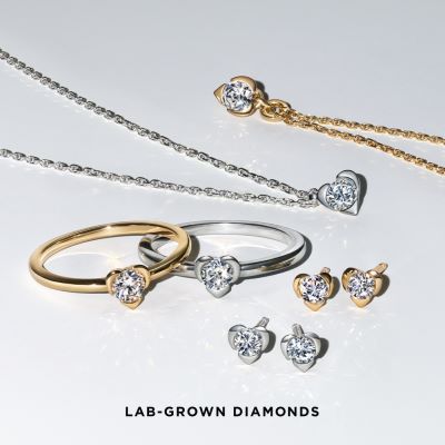 For all the love she gives. Diamonds for all mothers. icon