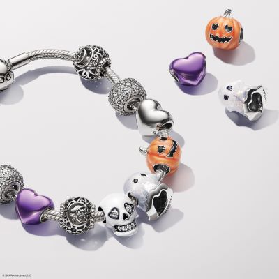 Unlock Spooky Styles: Halloween Charms Await at Pandora! icon