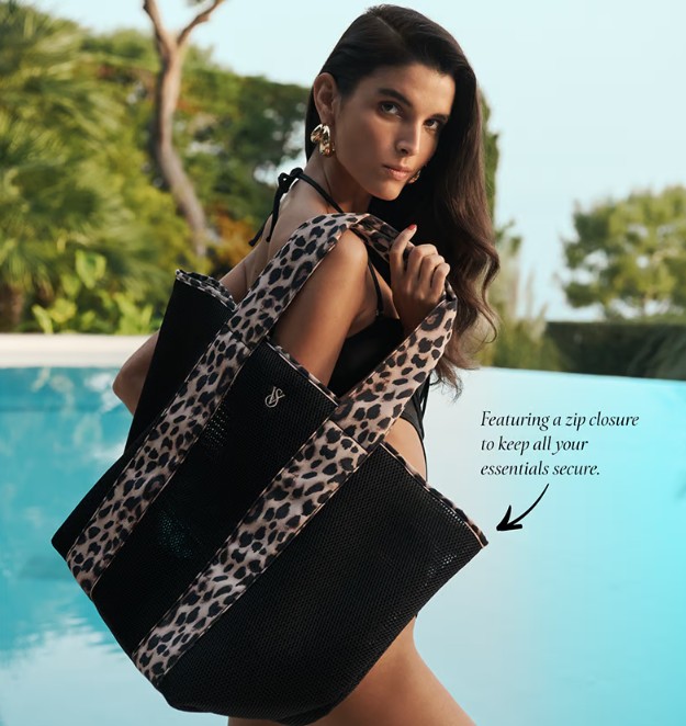 Free Mesh Tote with $100+ Victoria’s Secret Purchase icon