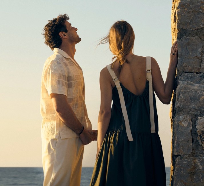 30% Off Full-Priced Purchase at Banana Republic icon