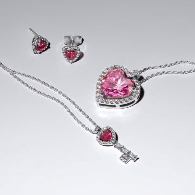 25% off with purchase, with $125 spend! icon